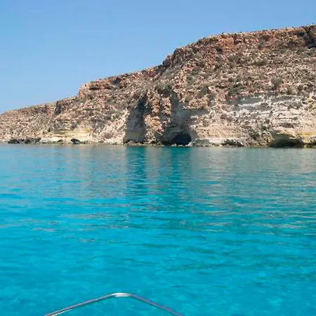 בית נופש Palmare Beach Pelagie *